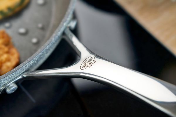 BALLARINI Salina Bratpfanne aus Aluminium, 28 cm, Antihaftbeschichtung, für alle Herdarten, Grau