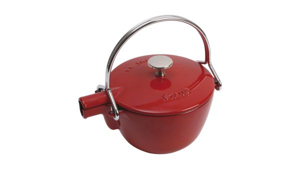 STAUB Teekanne,Kanne 16 cm rund Kirsch-Rot Gusseisen Induktion geeignet