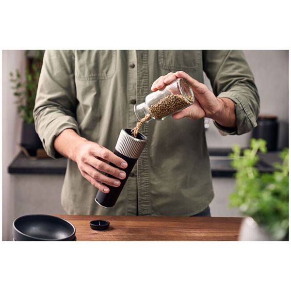 ZWILLING Spices Gewürze und Mühlen Gewürzmühle, 19 cm Schwarz